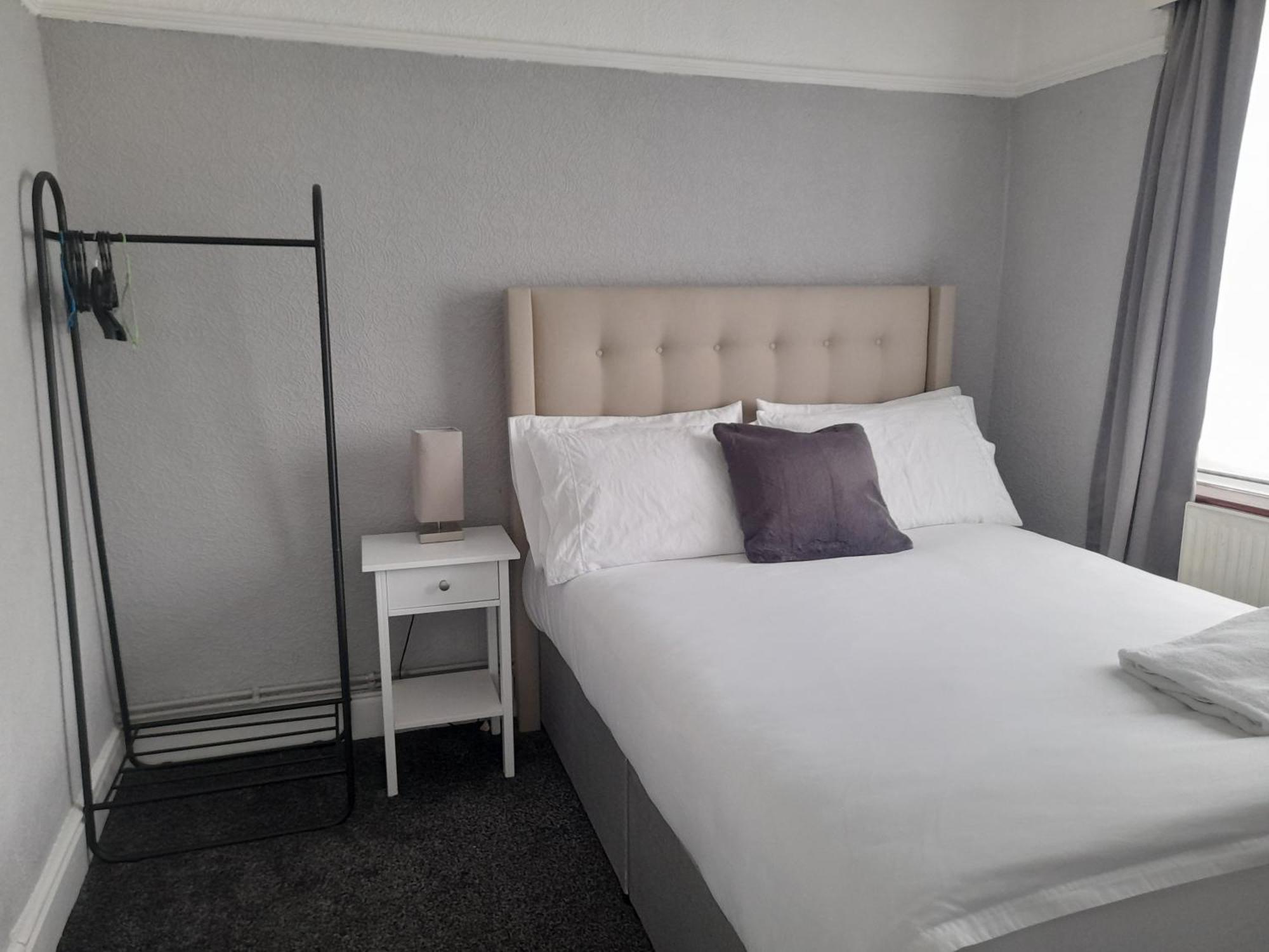 Bright 4-Bed House 15 Min To Manchester Centre Villa Exterior foto